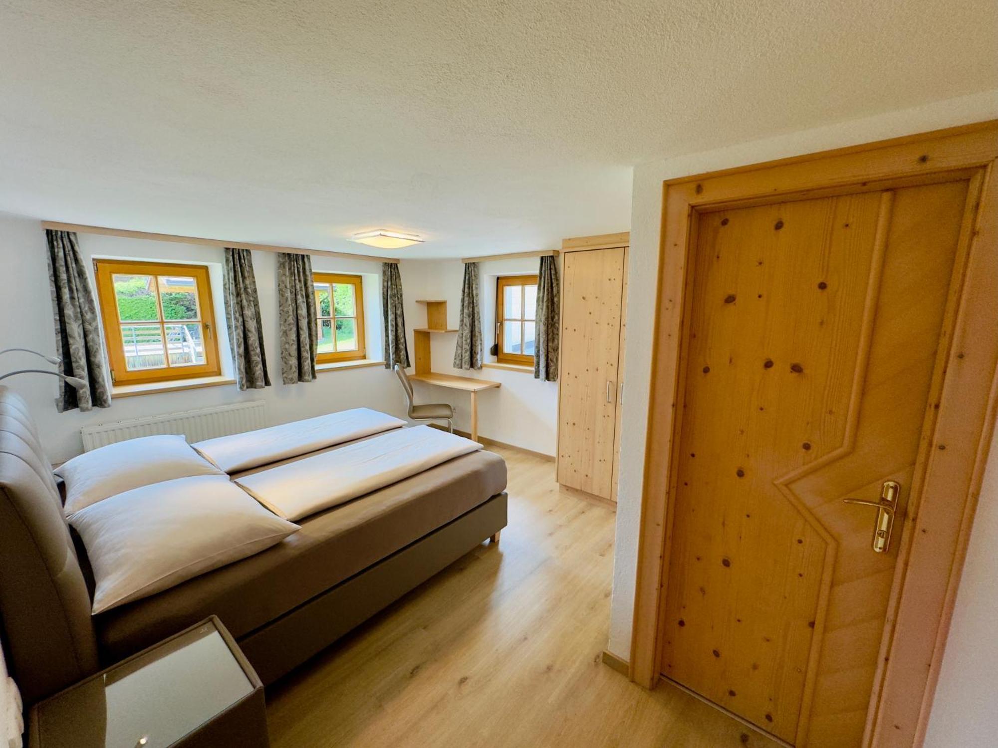 Ferienwohnung Haus St. Bernard Pettneu am Arlberg Exterior foto
